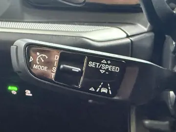 Cayenne S E-Hybrid InnoDrive HA-Lenk PDCC Burmes