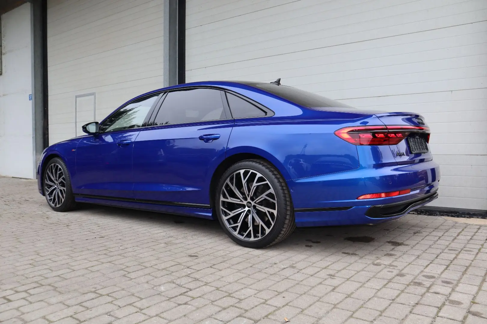A8L 60 TFSI V8 lang EXCLUSIVE UNIKAT UPE 207.195