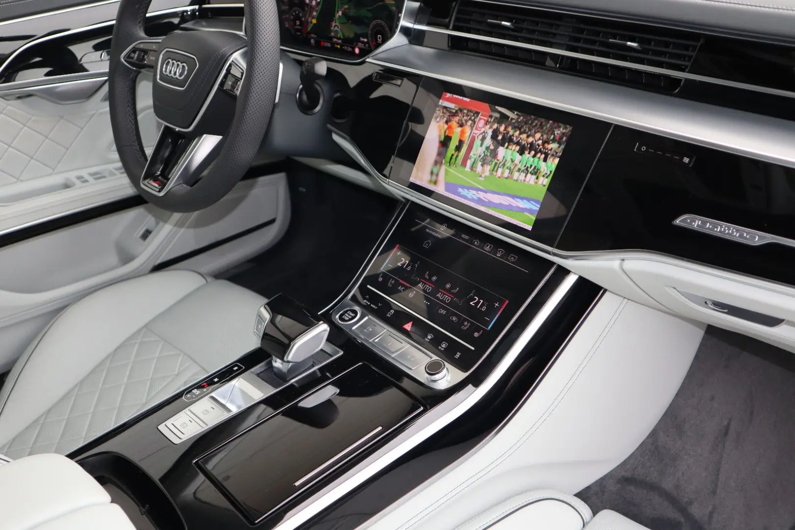 A8L 60 TFSI V8 lang EXCLUSIVE UNIKAT UPE 207.195