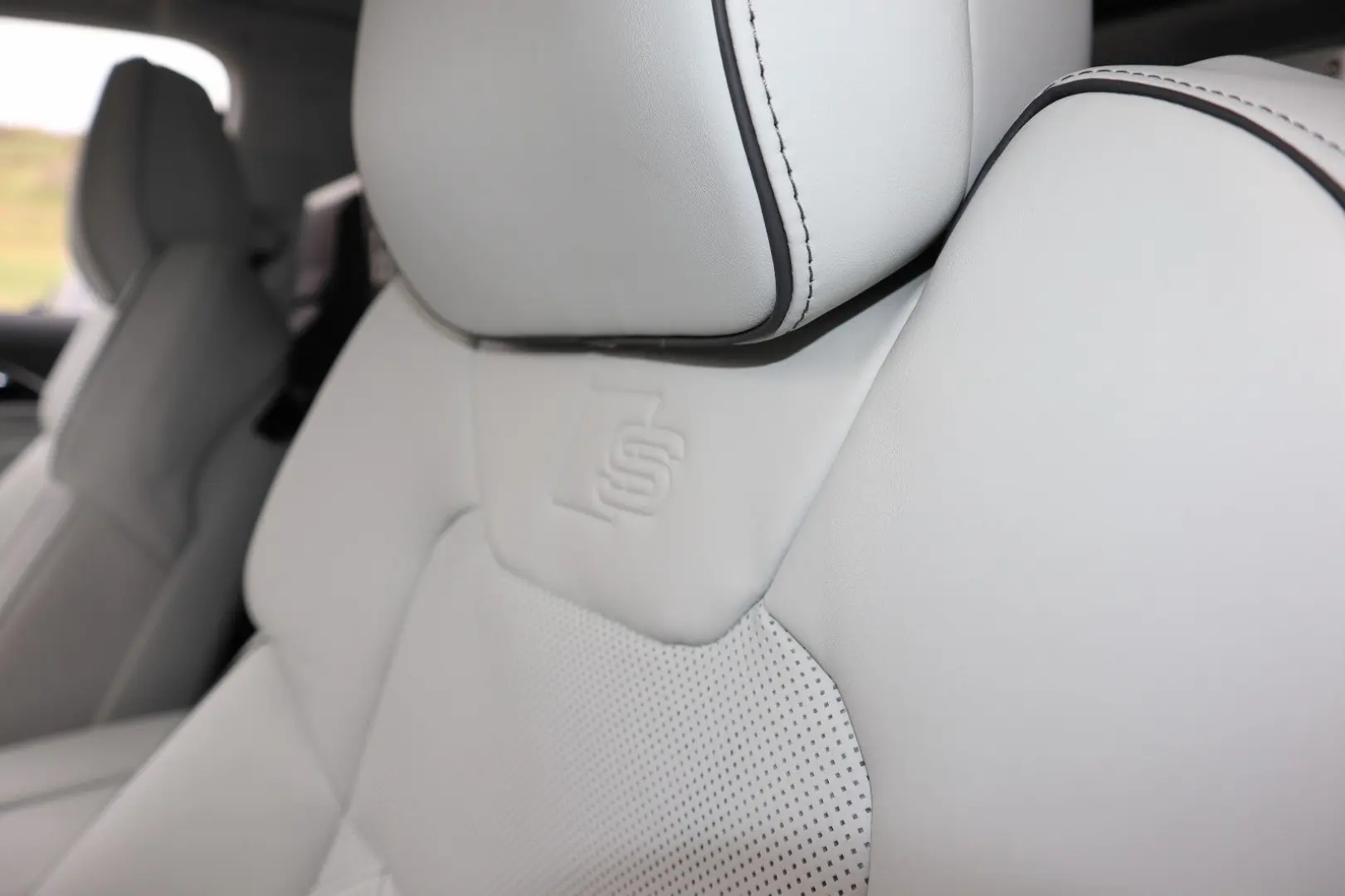 A8L 60 TFSI V8 lang EXCLUSIVE UNIKAT UPE 207.195