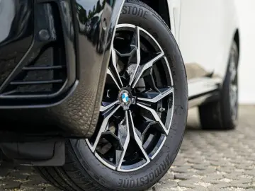X4 xDrive20i M Sport ACC AHK PanoDach LiveCoProf