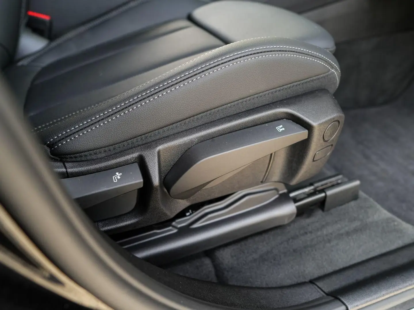 X4 xDrive20i M Sport ACC AHK PanoDach LiveCoProf