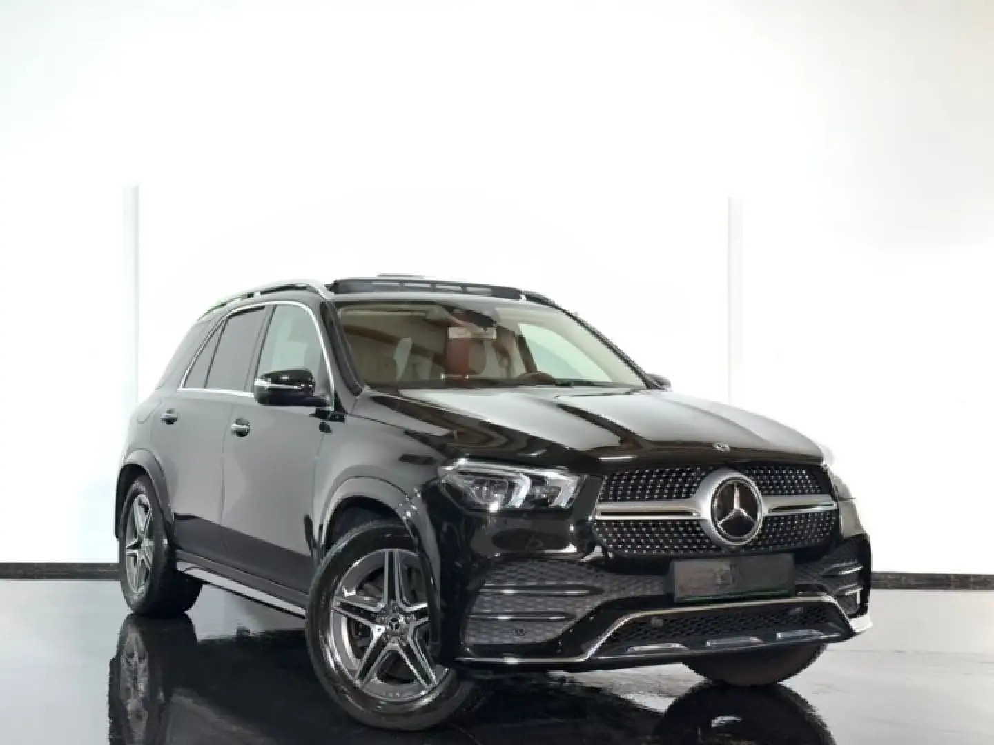 Mercedes-Benz GLE 450 4MATIC AMG-Line Panorama
