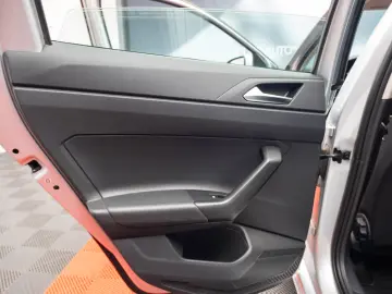 VOLKSWAGEN POLO 1.0TSI DSG