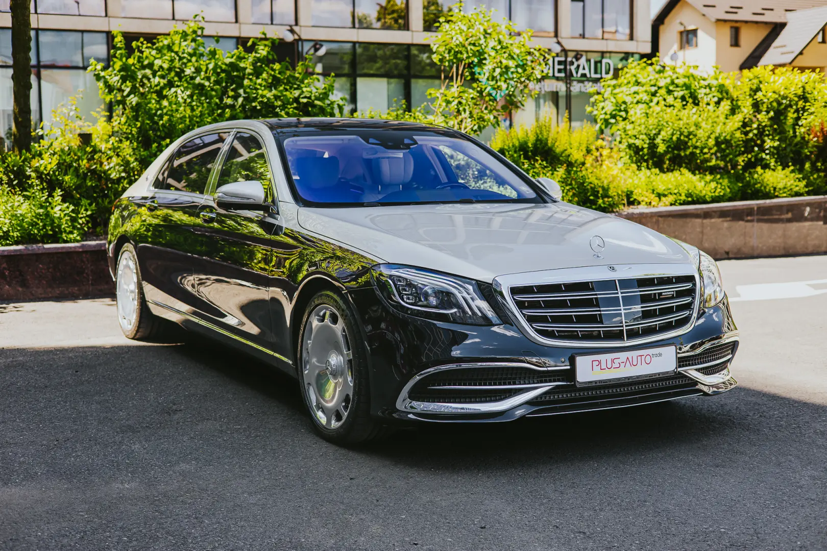 Maybach S 560