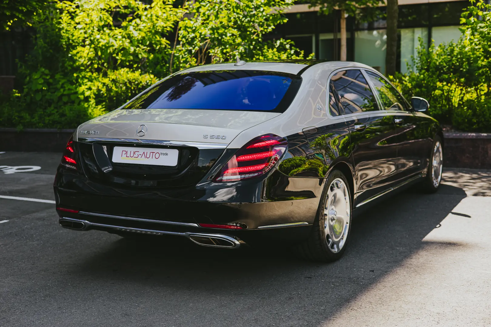 Maybach S 560