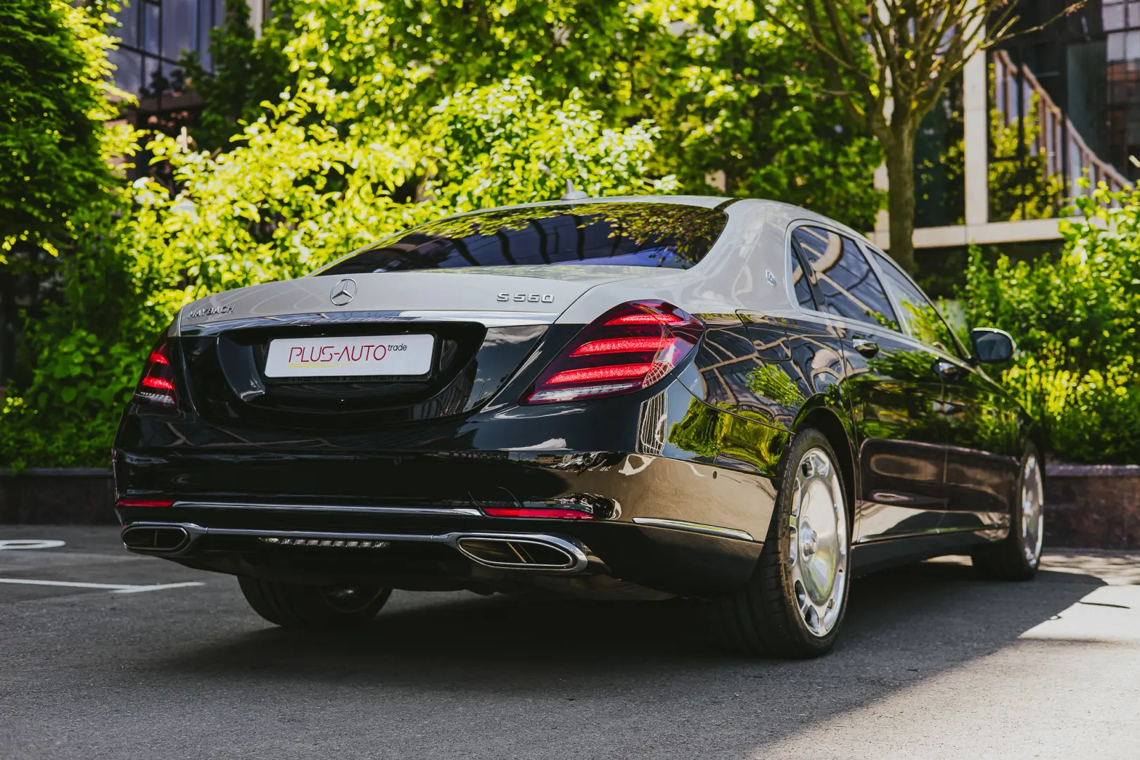 Maybach S 560