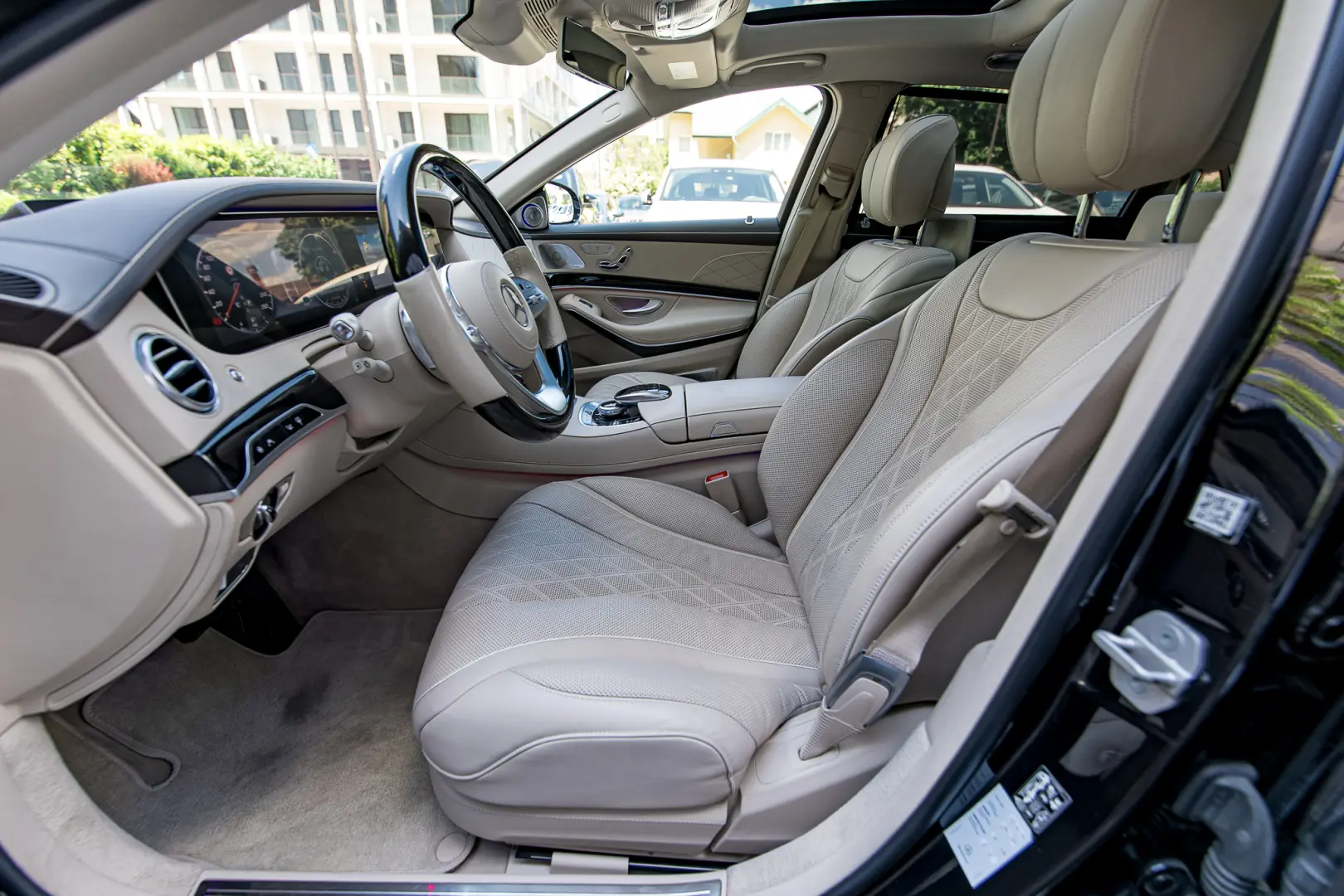 Maybach S 560