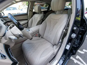 Maybach S 560