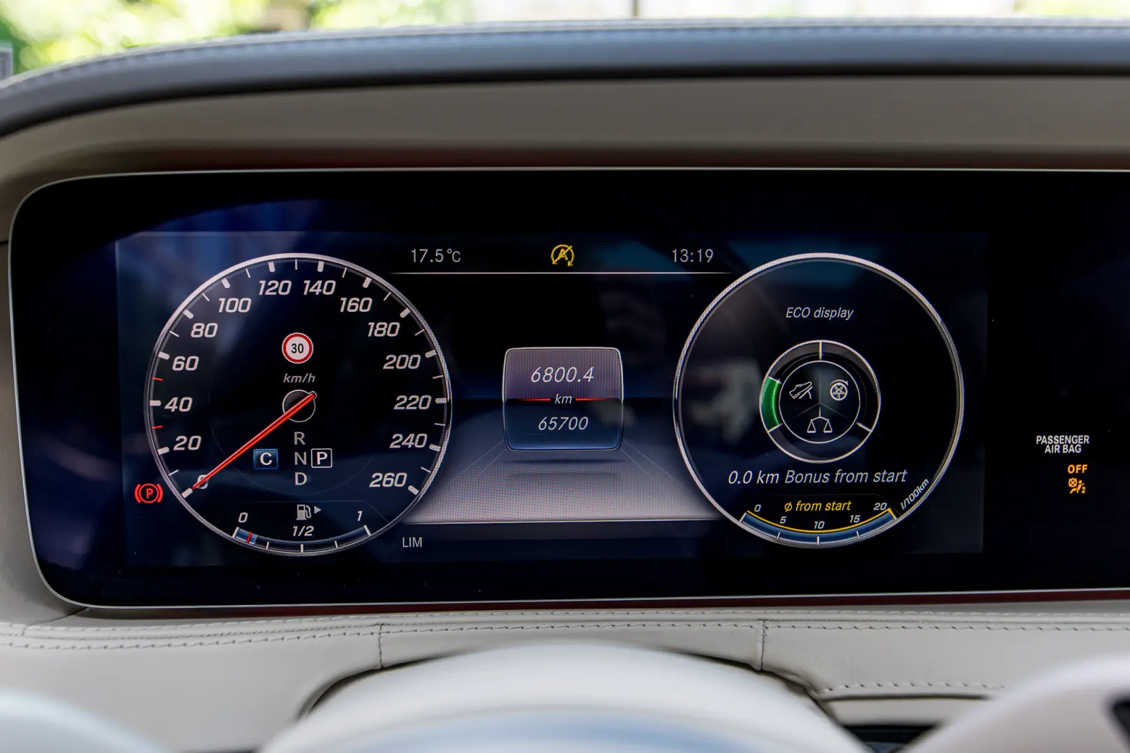 Maybach S 560