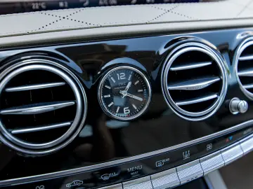 Maybach S 560