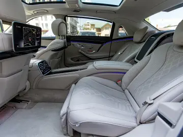 Maybach S 560