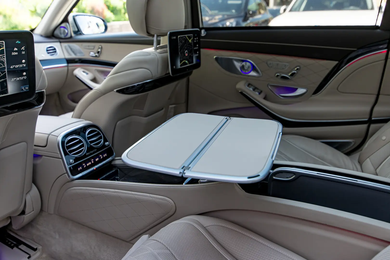 Maybach S 560