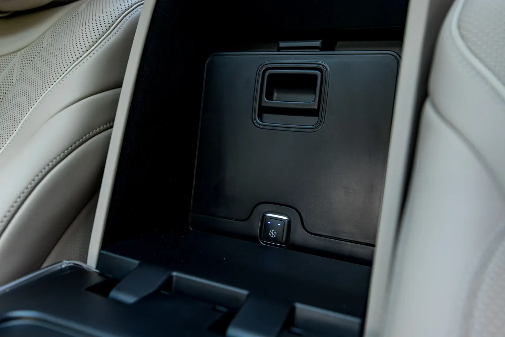 Maybach S 560