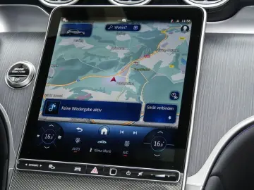 GLC 200 4M  Avantgarde NAVI KEYL PANO LED DISTR