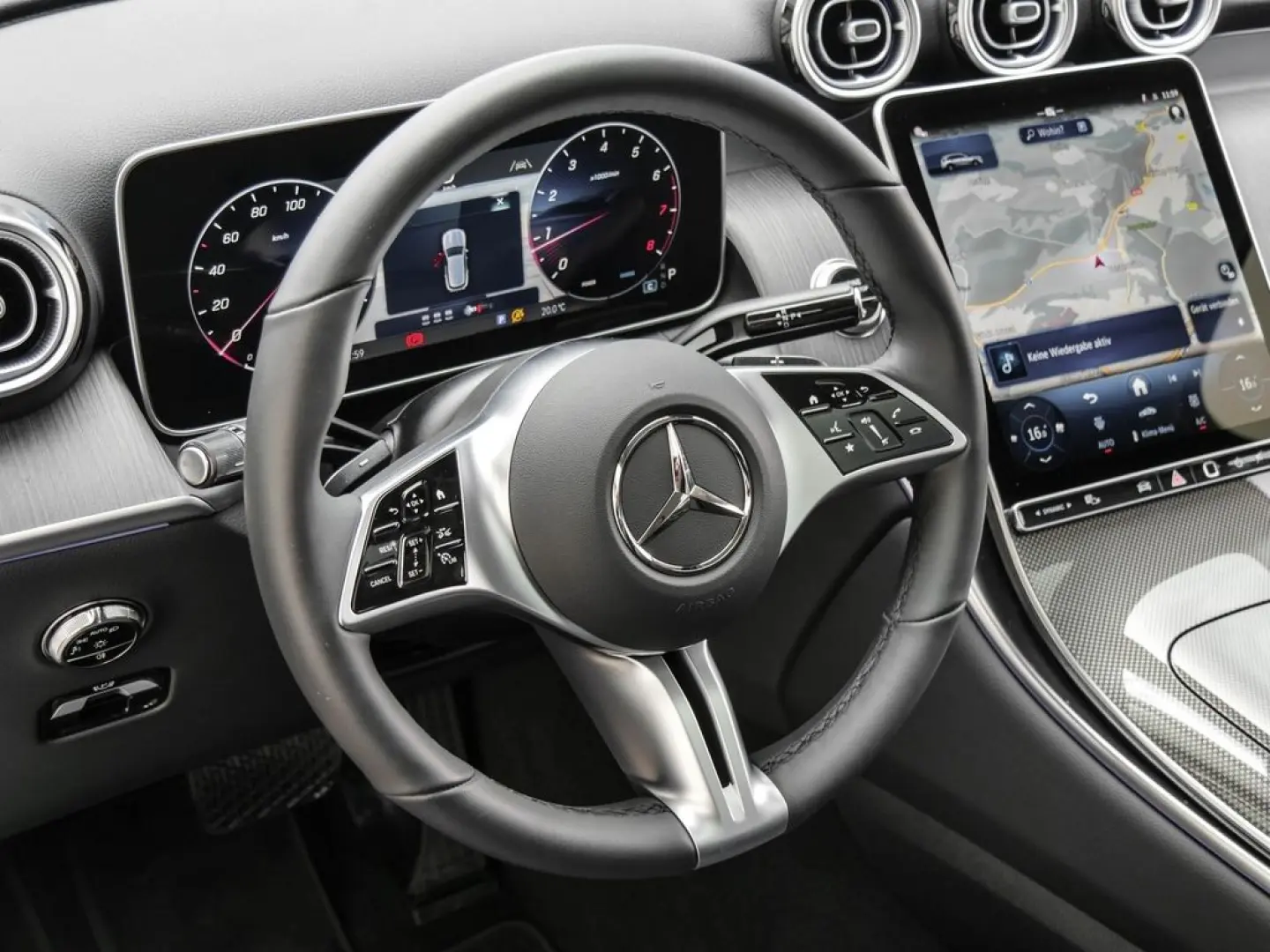 GLC 200 4M  Avantgarde NAVI KEYL PANO LED DISTR
