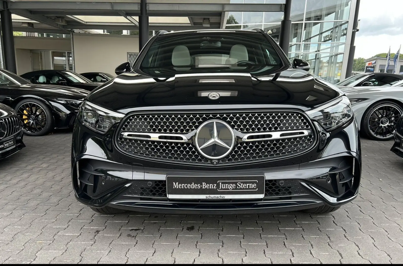 GLC 300de 4M AMG Pano Night Burm3D - 2024