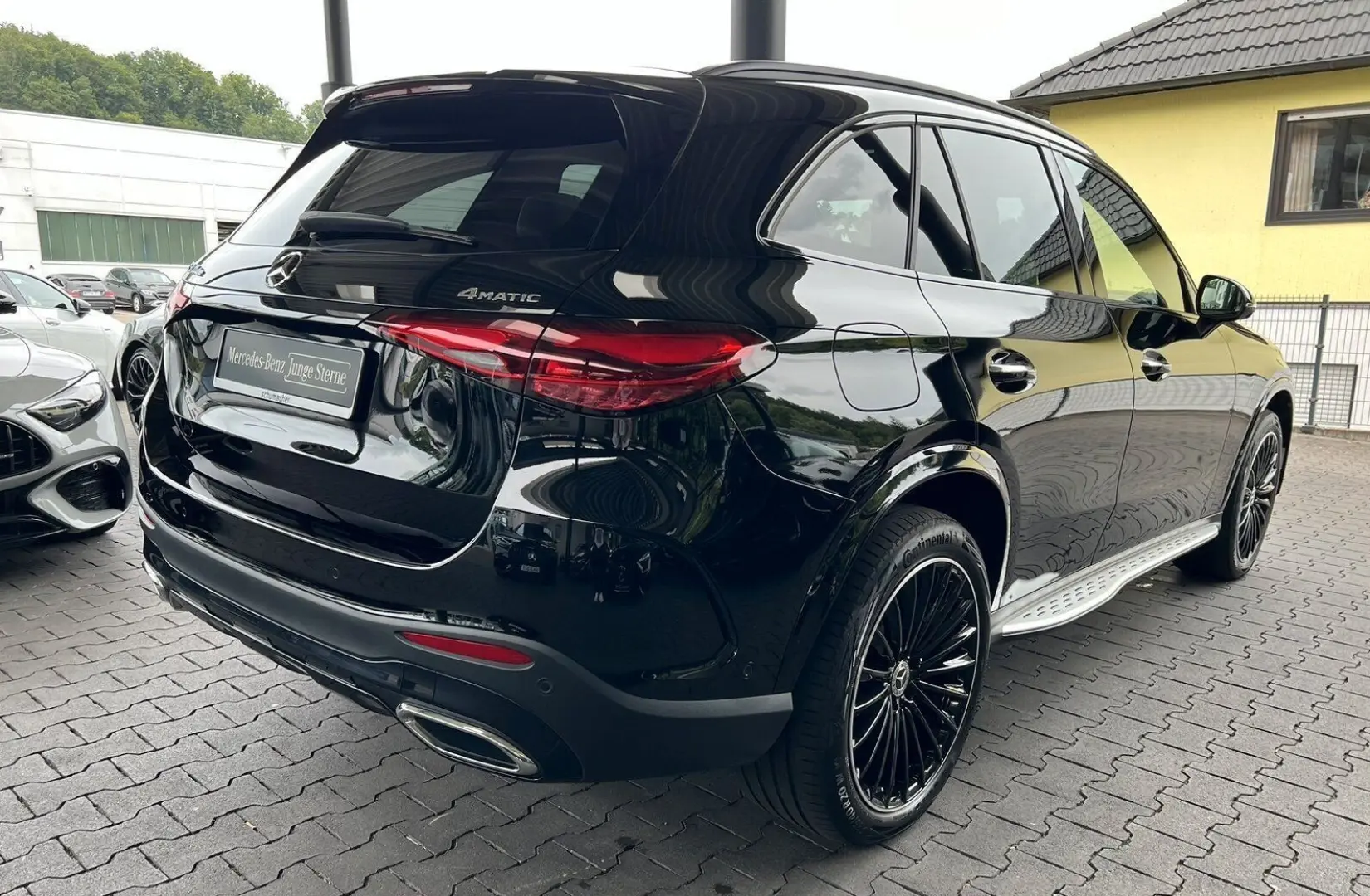 GLC 300de 4M AMG Pano Night Burm3D - 2024