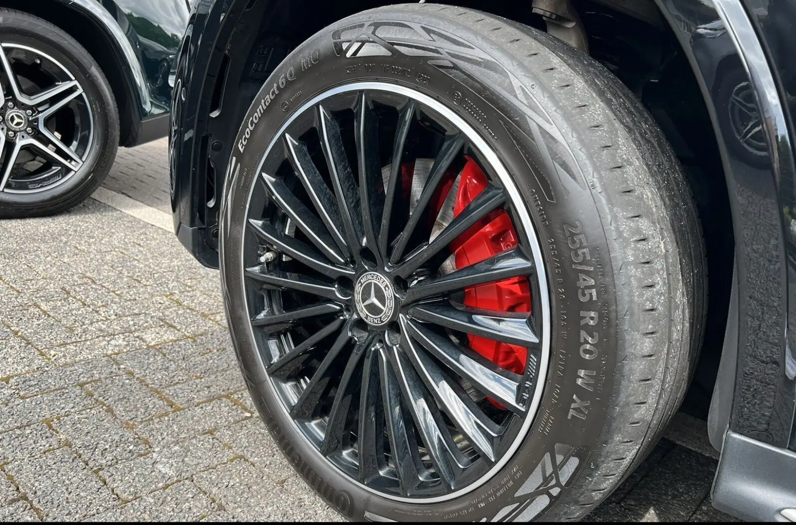 GLC 300de 4M AMG Pano Night Burm3D - 2024