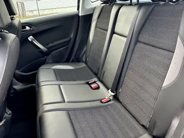 Peugeot 2008   2019   cutie automata   67.000 km