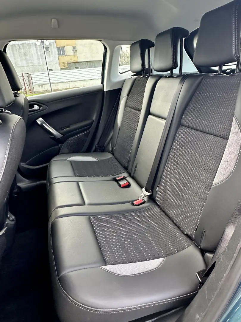 Peugeot 2008   2019   cutie automata   67.000 km