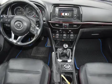 Mazda 6 CD175 Revolution