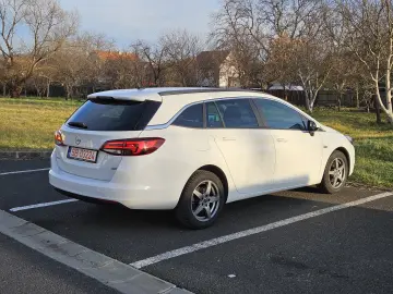 Opel Astra   Led Matrix  Webasto  Line Assist  Carlig.