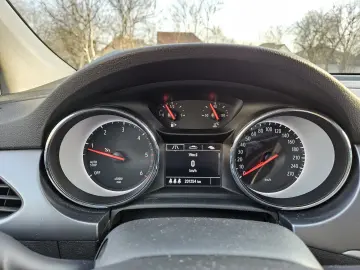 Opel Astra   Led Matrix  Webasto  Line Assist  Carlig.