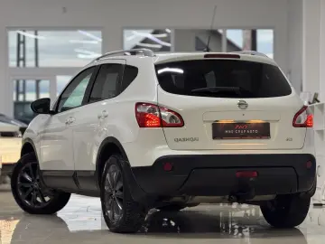 Nissan Qashqai 1.6 dCi 4x4 Tekna
