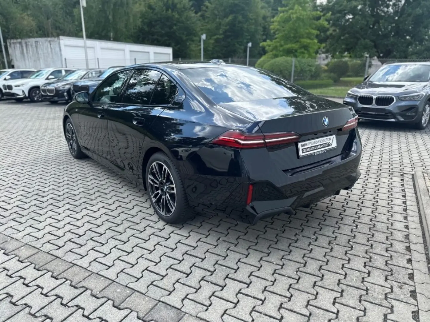 520 i M Sport Travel Comf. KomfSi belüftet H K 4