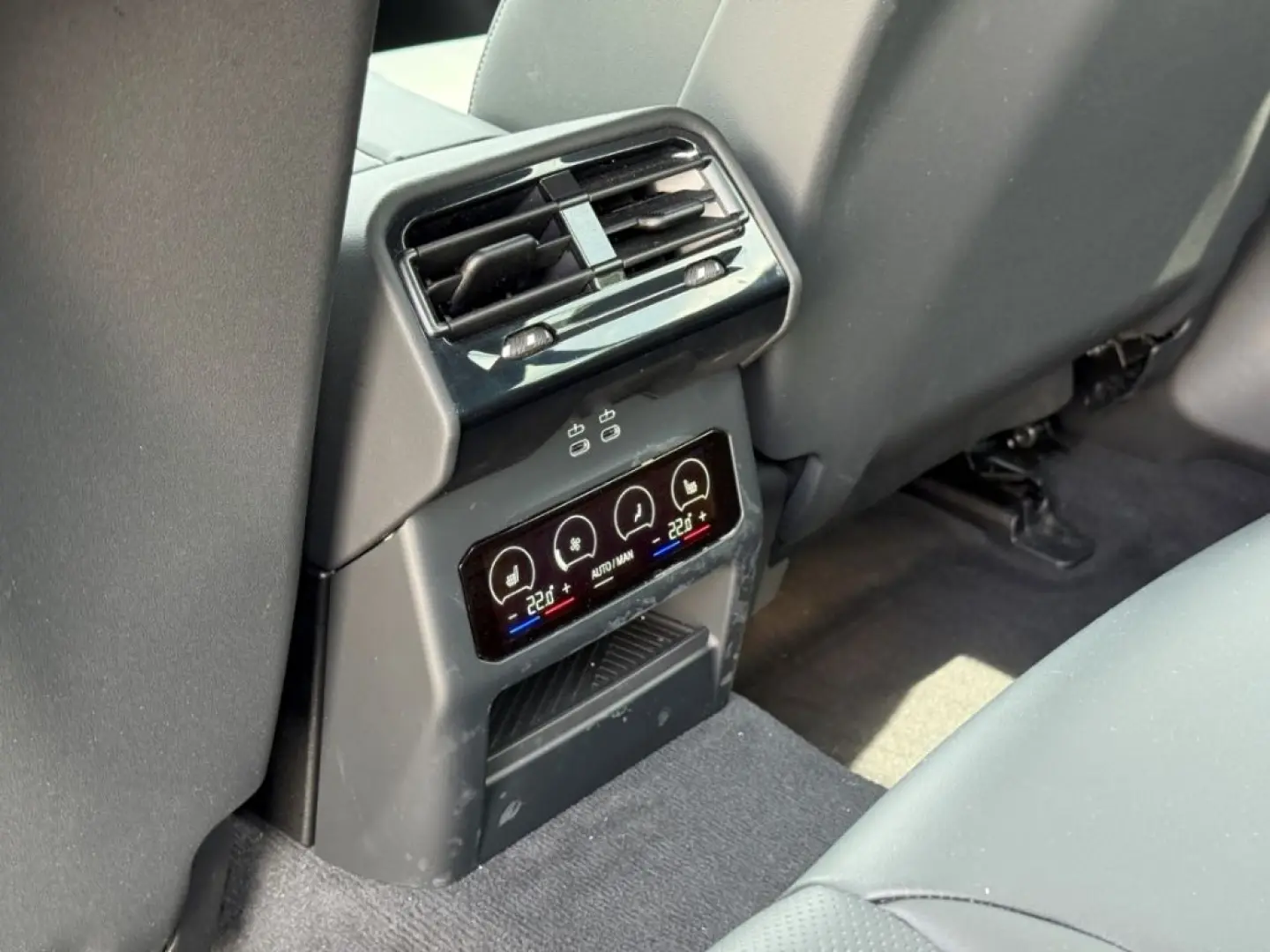 520 i M Sport Travel Comf. KomfSi belüftet H K 4