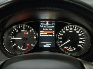 Nissan X-Trail 1.6 dCi Tekna