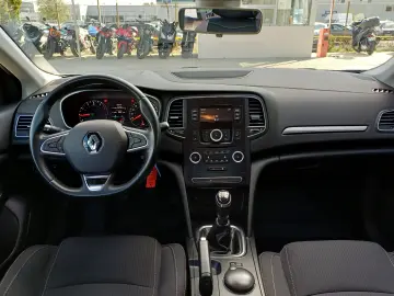 Renault Megane Sedan 1.3 TCe 140CP Zen