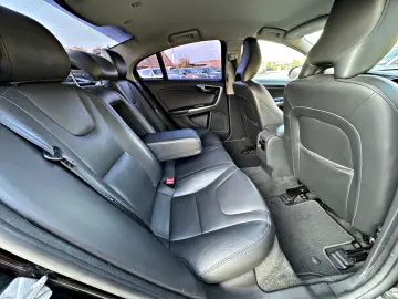 Volvo S60 2.0 D2 Geartronic Momentum