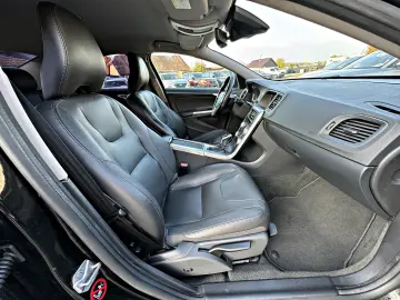 Volvo S60 2.0 D2 Geartronic Momentum