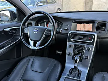 Volvo S60 2.0 D2 Geartronic Momentum