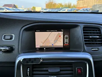 Volvo S60 2.0 D2 Geartronic Momentum