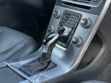 Volvo S60 2.0 D2 Geartronic Momentum