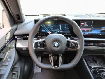 520i Limo M SPORT DAProf 360  AHK KomfSi H K