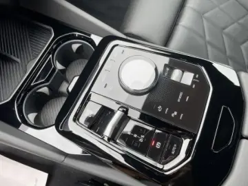 520 i Lim. M Sport LED Navi ACC H K HuD Kamera