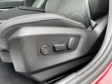 520 i Lim. M Sport LED Navi ACC H K HuD Kamera