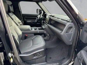 Defender 110 D250 X-Dynamic SE 22  Pano