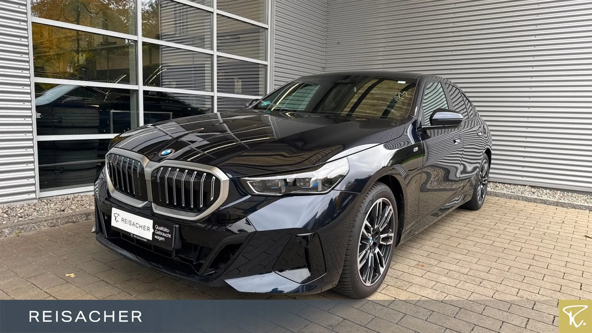 520iA M-Sport Navi HUD 360  adLED Pano H&K 19 LM