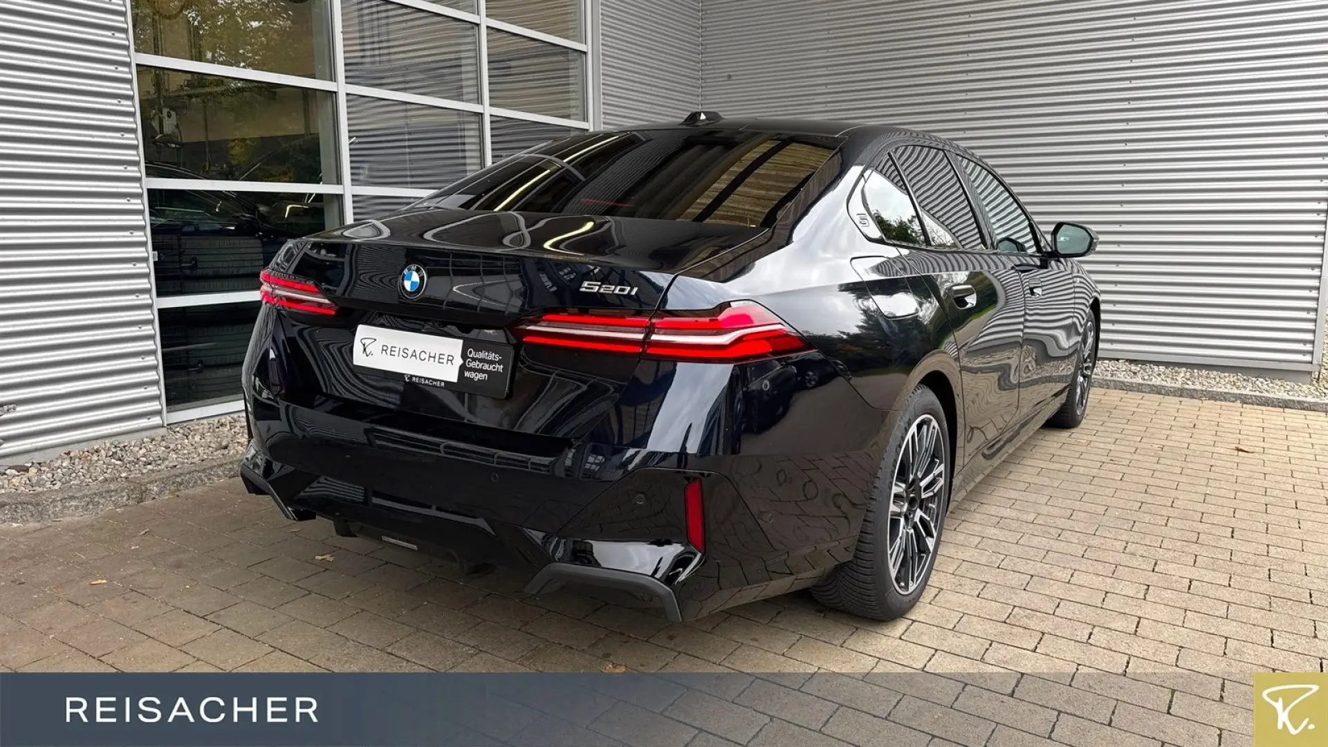 520iA M-Sport Navi HUD 360  adLED Pano H&K 19 LM