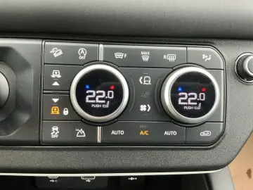 Defender 110 3.0 D200 Mild-Hybrid Defender 110 S
