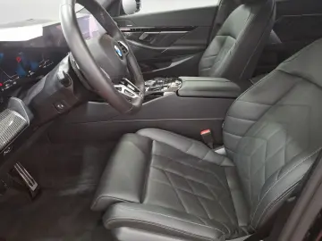 520i M SPORT Parking Plus harman kardon