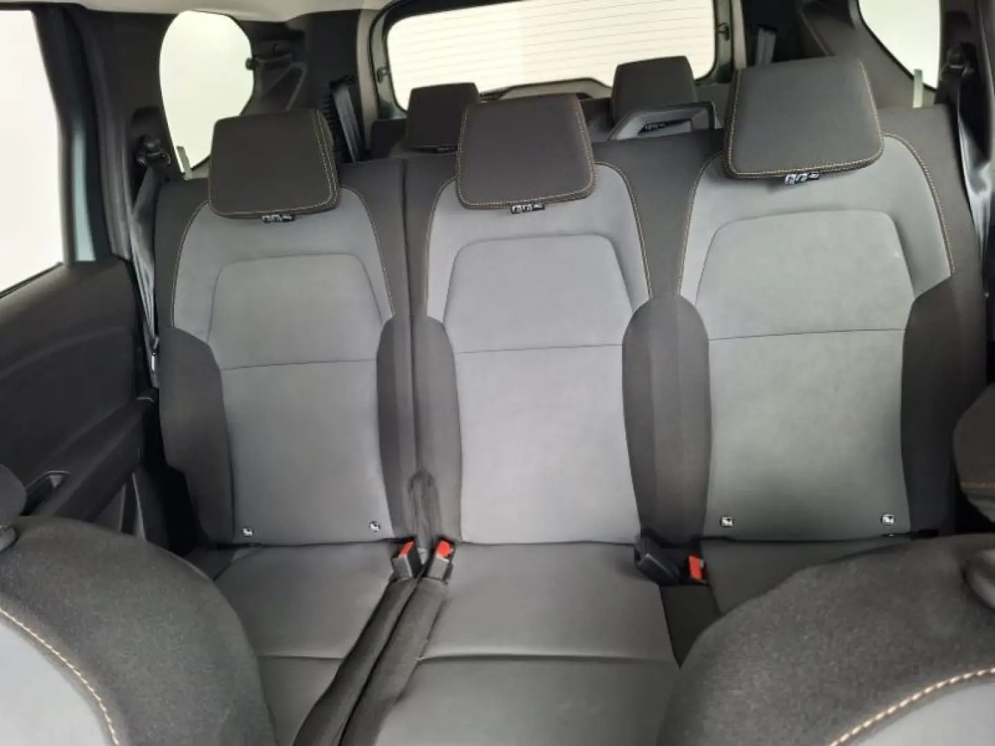 DACIA JOGGER 1.0 TCe 110HP 7 locuri EXTREME