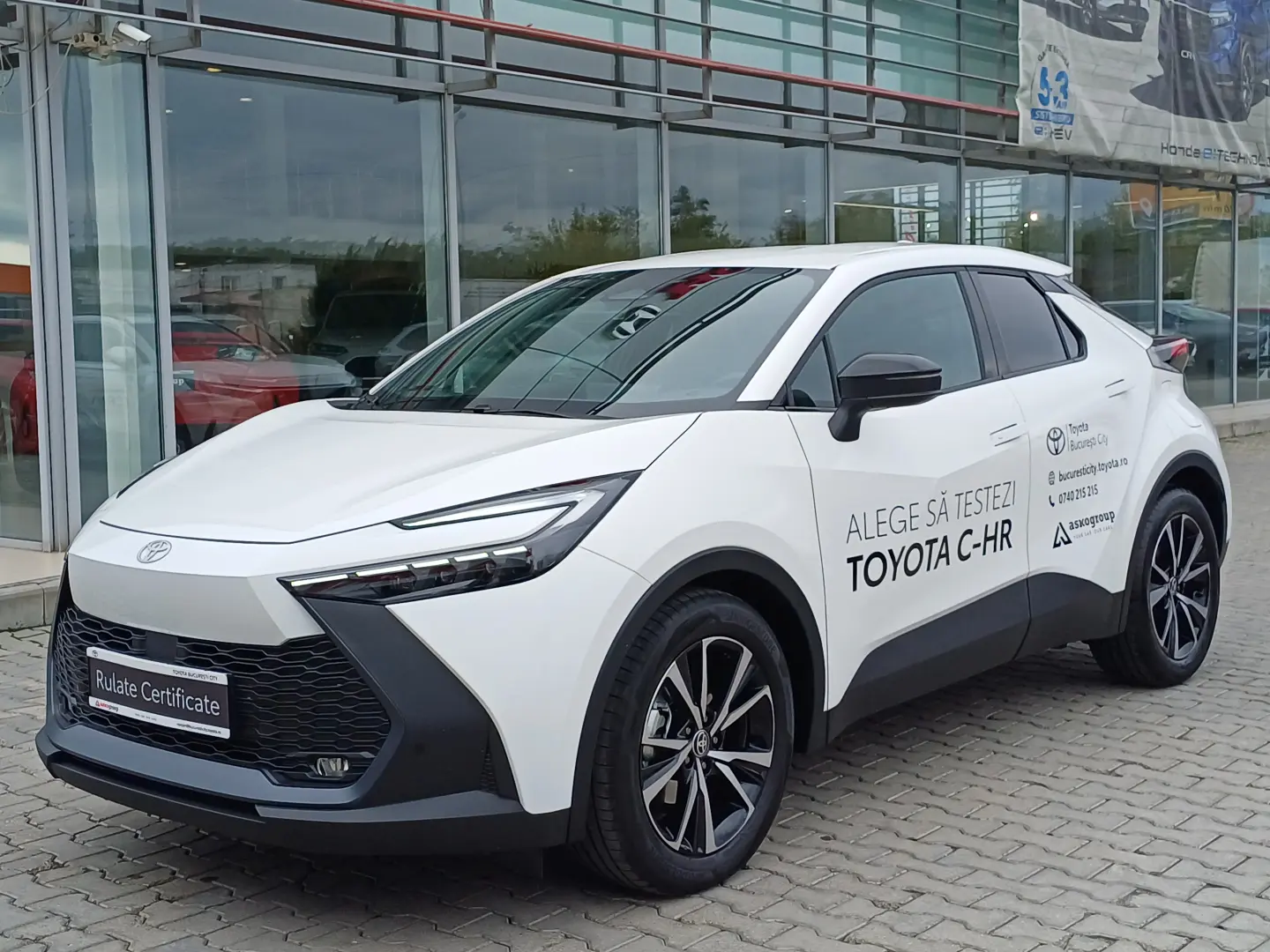 Toyota Chr Dynamic 1.8 Hybrid 140 Cp CVT 2WD