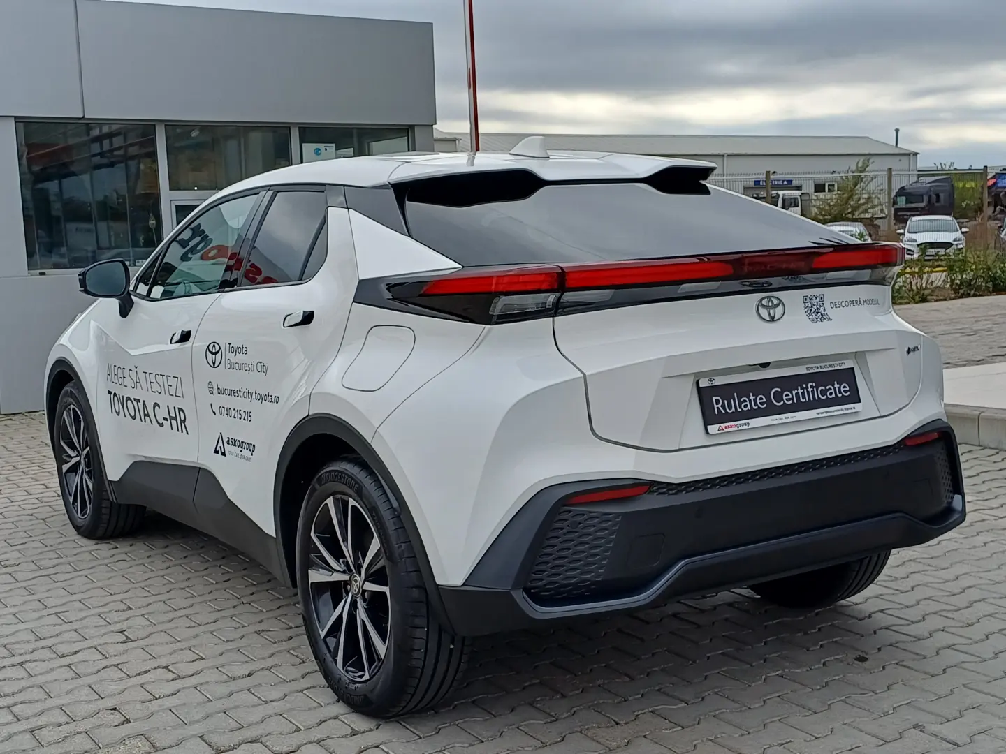 Toyota Chr Dynamic 1.8 Hybrid 140 Cp CVT 2WD