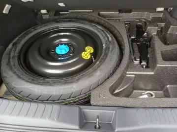 Toyota Chr Dynamic 1.8 Hybrid 140 Cp CVT 2WD